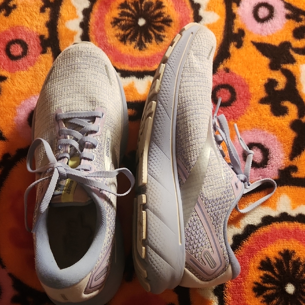 Women's Athletic Shoes in Light Purple by Brooks